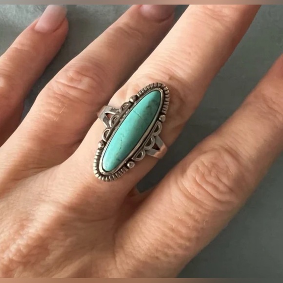 Sterling Jewelry - Vintage (Sterling) Turquoise Ring Size 8.5
